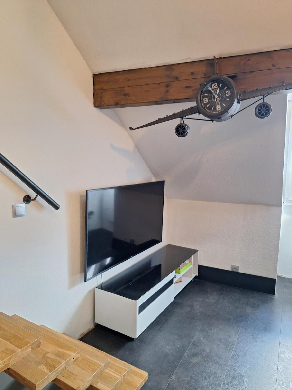 Chez Eric - L'Atypique Apartment Rumilly  Ngoại thất bức ảnh